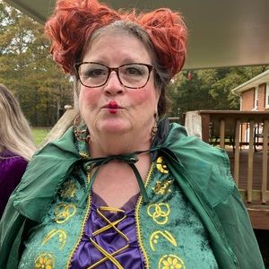 Winnie Sanderson from Hocus Pocus costume. Includes dress and hairpieces.
